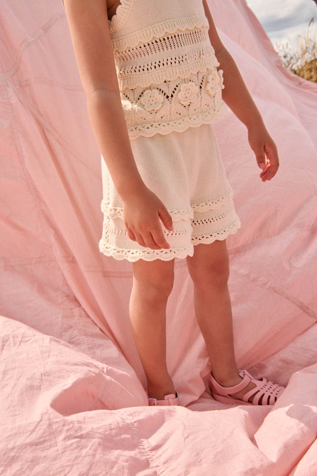 20250608_louise_misha_1408